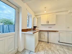 Photo 6- click for photo gallery